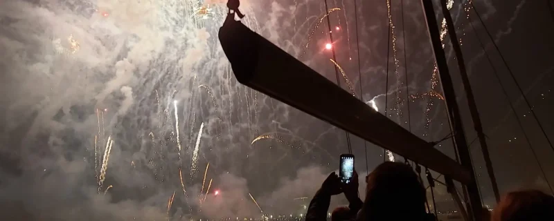 22237-private-boat-in-lisbon-for-new-year-s-eve-1698837303