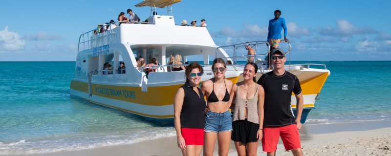 22818-skorkeling-boat-trip-1699893529