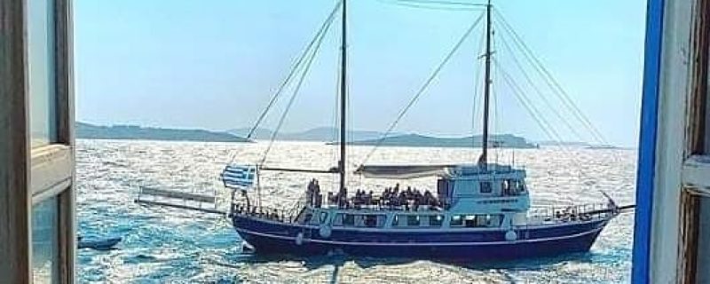 3552-enjoy-the-crystal-clear-waters-of-mykonos-during-this-day-cruise-1679412985 3552-enjoy-the-crystal-clear-waters-of-mykonos-during-this-day-cruise-1679412985
