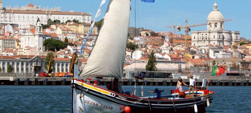 5480-private-traditional-boats-in-lisbon-1583427400