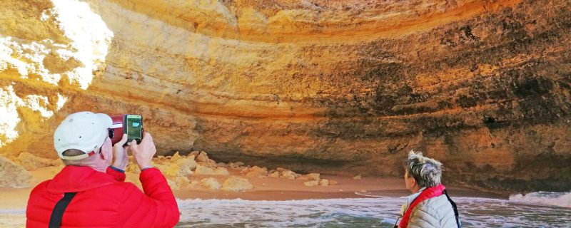 Excursión por la costa y las grutas de Portimão