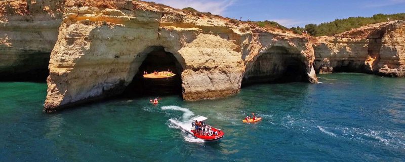 6201-boat-tour-to-benagil-cave-1603816298
