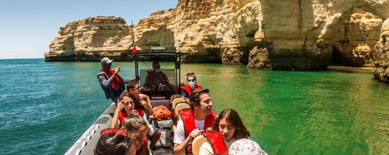 6329-explore-the-unique-coastline-around-portimao-1605696705