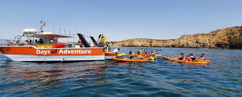 kayaking in Ponta da Piedade