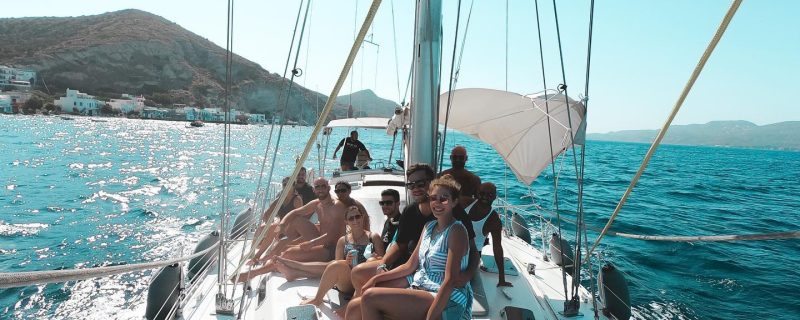 7004-have-a-great-time-onboard-in-milos-1613044009