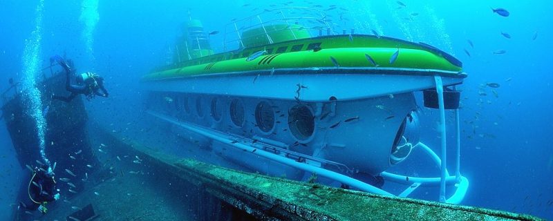 750-this-submarine-in-tenerife-will-take-you-over-30m-100-feet-below-sea-level-1575397277