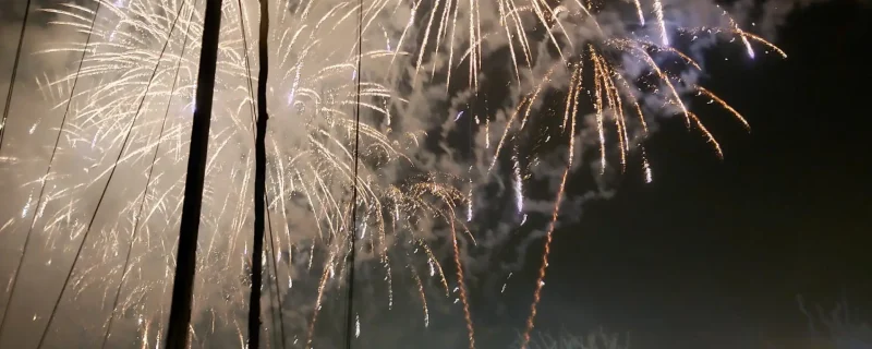 8690-lisbon-fireworks-1645610955