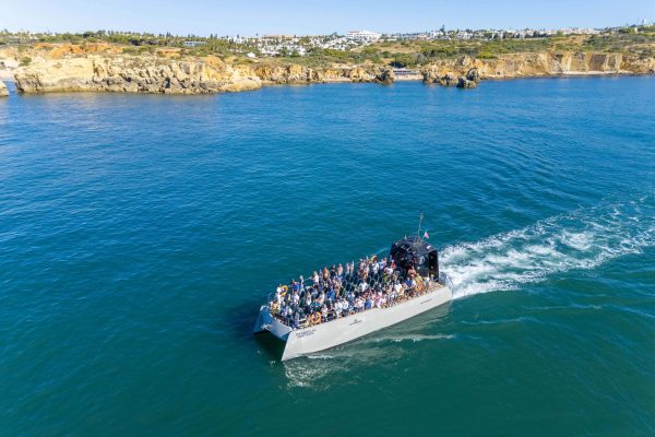 Beeindruckendes Boot zu den Delphinen & Benagil-Höhlen von Albufeira aus