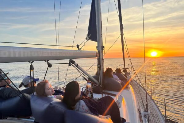 Sightseeing Boat Tour in Porto 4