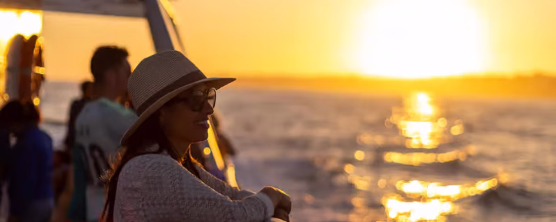 Passeio de barco ao pôr do sol em Vilamoura