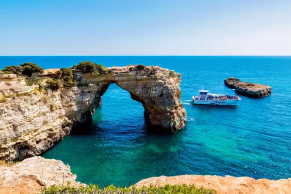 Passeio de barco ao pôr do sol em Vilamoura 1