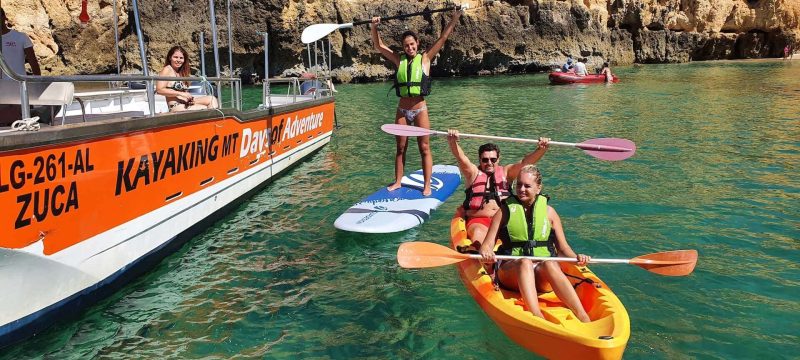 family-private-tour-wkayak-grottos-sup